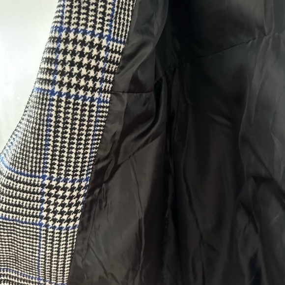 Charlotte Russe houndstooth faux fur hooded coat - Picture 6 of 8